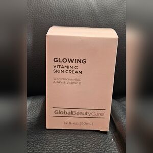 Global Beauty Care Glowing Vitamin C Skin Cream - Cream NEW